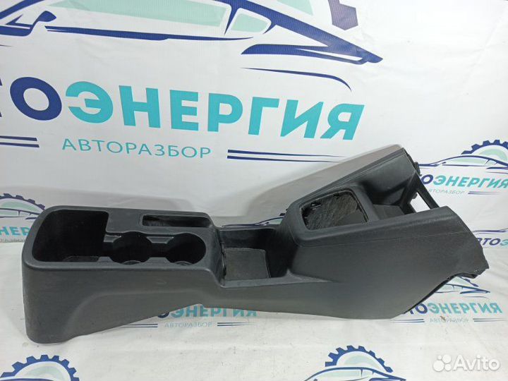 Консоль центральная Kia Venga YN G4FA 2011