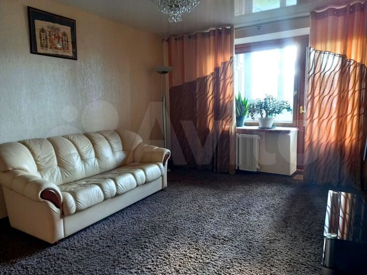 3-к. квартира, 60 м², 3/6 эт.