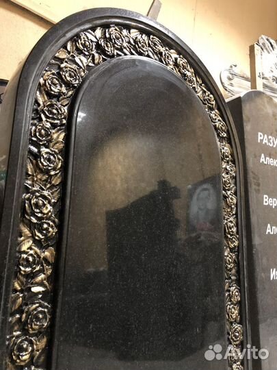 Изготовление памятников из натурального камня