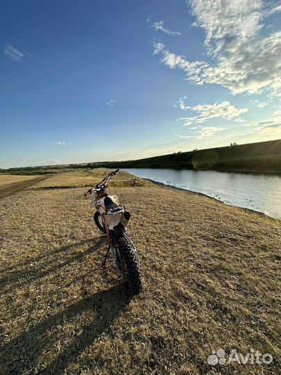 RegulMoto Athlete 250