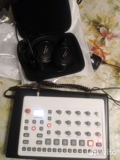 Elektron Model: Samples