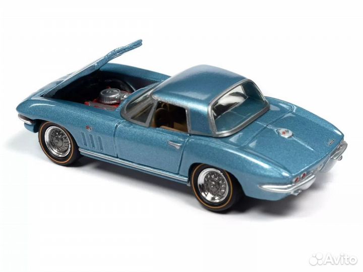 Johnny Lightning 1/64 1965 Chevy Corvette Hardtop