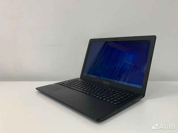 Хороший 4 ядерный Asus на SSD