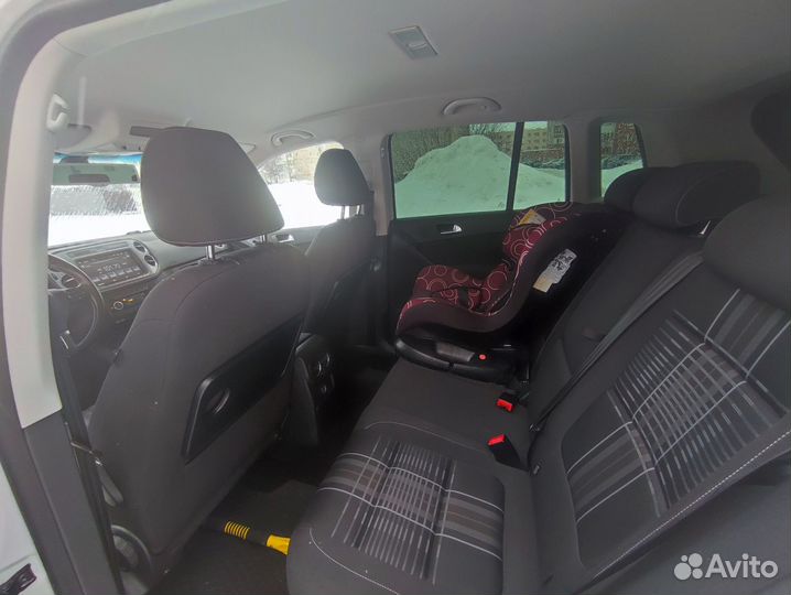 Volkswagen Tiguan 2.0 AT, 2015, 110 000 км