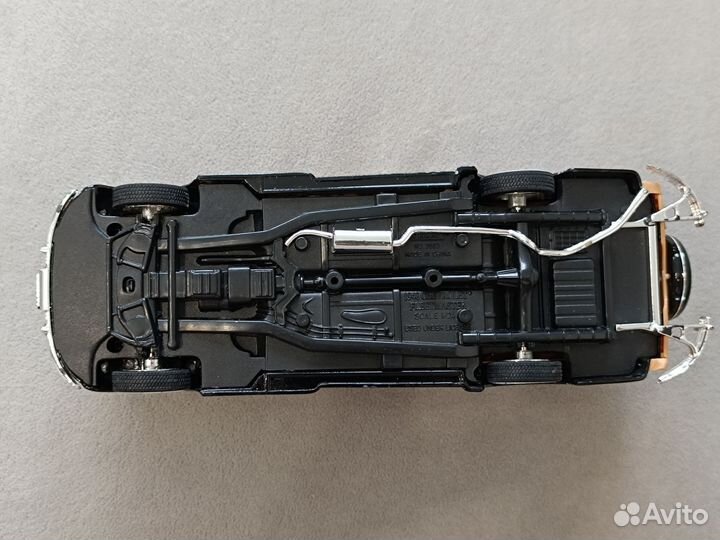 Коллекционная модель 1/24 Chevrolet fleetmaster