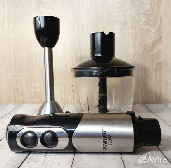 Погружной блендер Scarlett 700w