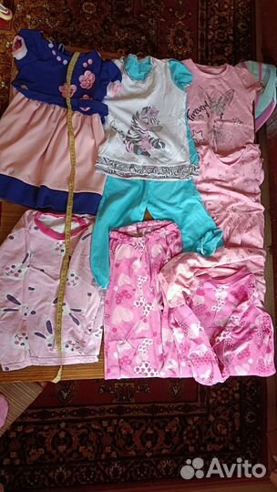 Девочке 4-6лет бесплатно вещи
