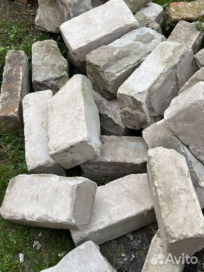 Продаю бу кирпичи