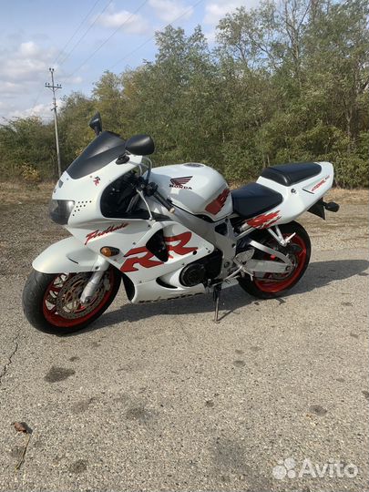 Honda cbr 919 rr
