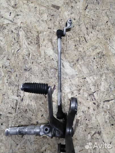 Продам лапку кпп на Kawasaki 636 ZX-6 Ninja 2003