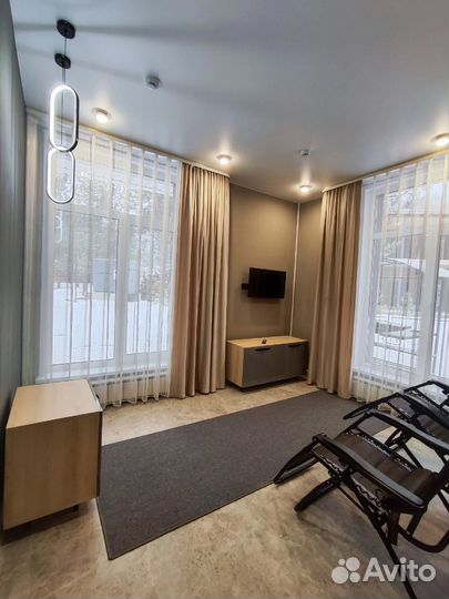 Баня с открытым теплым бассейном