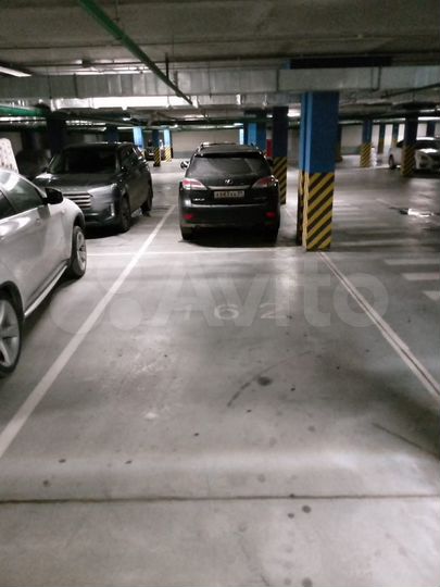 Машиноместо, 17 м²