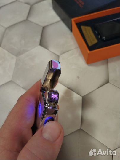 Электронная зажигалка, новая