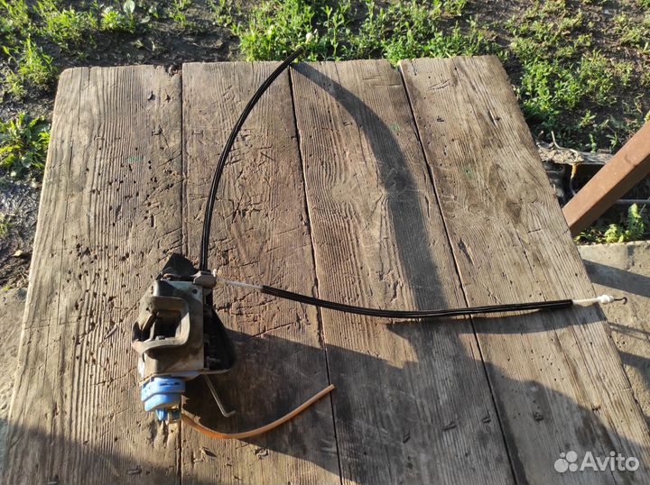 Замок двери задний правый Audi A4 B5