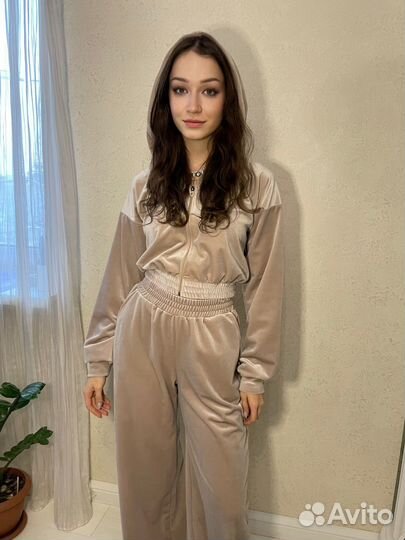 Бархатный велюровый костюм