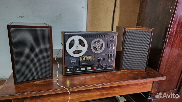 Катушечный магнитофон сатурн 202-1 колонки 2шт