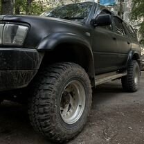 Toyota Hilux Surf 2.4 AT, 1992, 320 000 км, с пробегом, цена 399 999 руб.