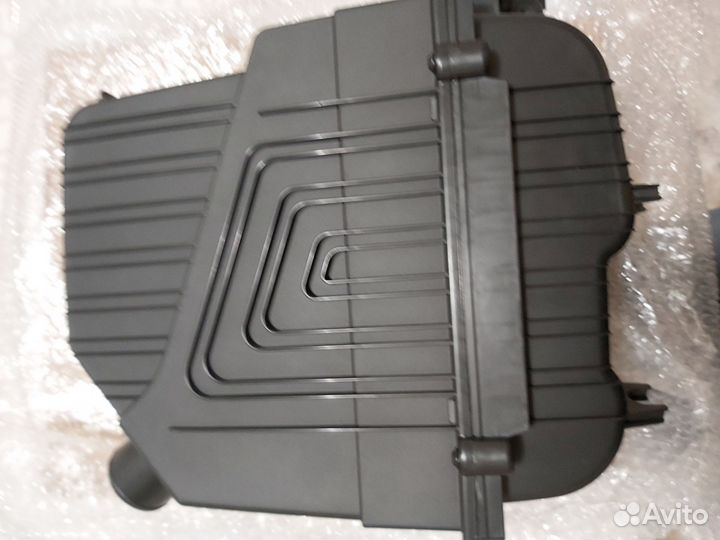 Корпус воздушного фильтра логан,лада пр Румыния