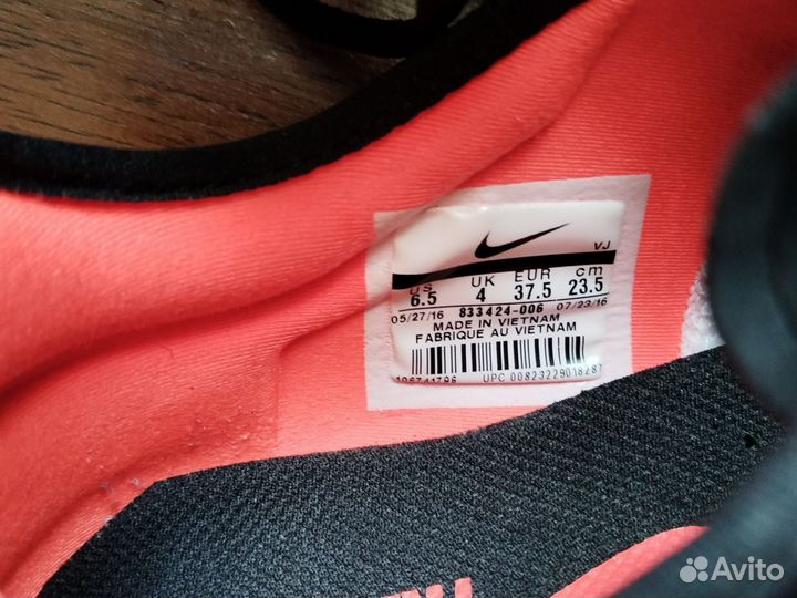 Кроссовки nike женские 37