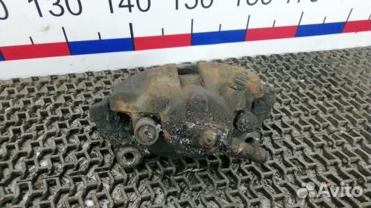 Суппорт тормозной передний правый skoda octavia A5