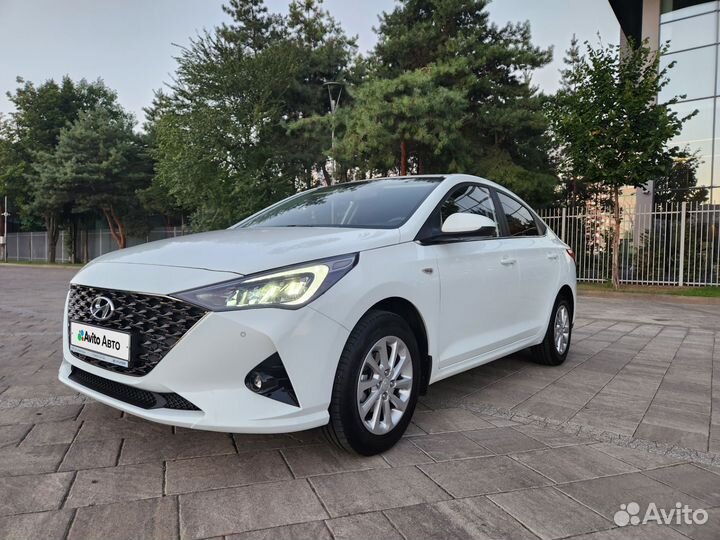 Hyundai Solaris 1.6 AT, 2020, 15 800 км