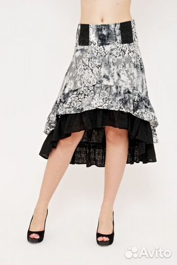 Юбка Anna Rachele. Черно-белая с черным шитьем вни