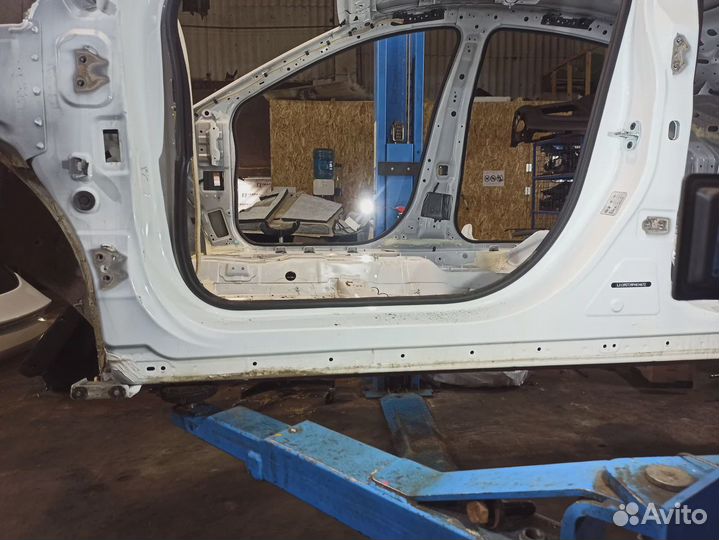 Порог со стойкой левый JAC J7