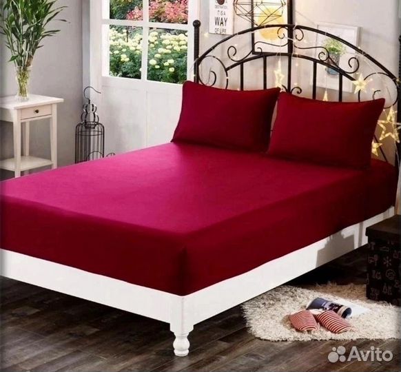 Простынь и 2 наволочки