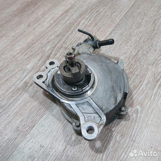 Б/У Б/У Насос вакуумный G8 toyota Hilux 293000E010