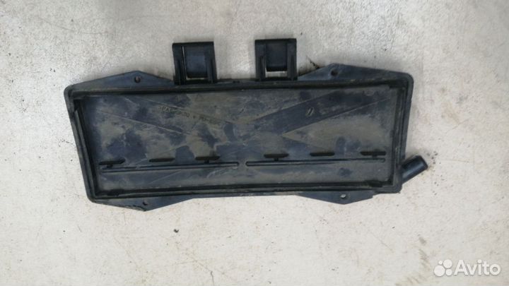 Крышка воздушного фильтра Volvo S80