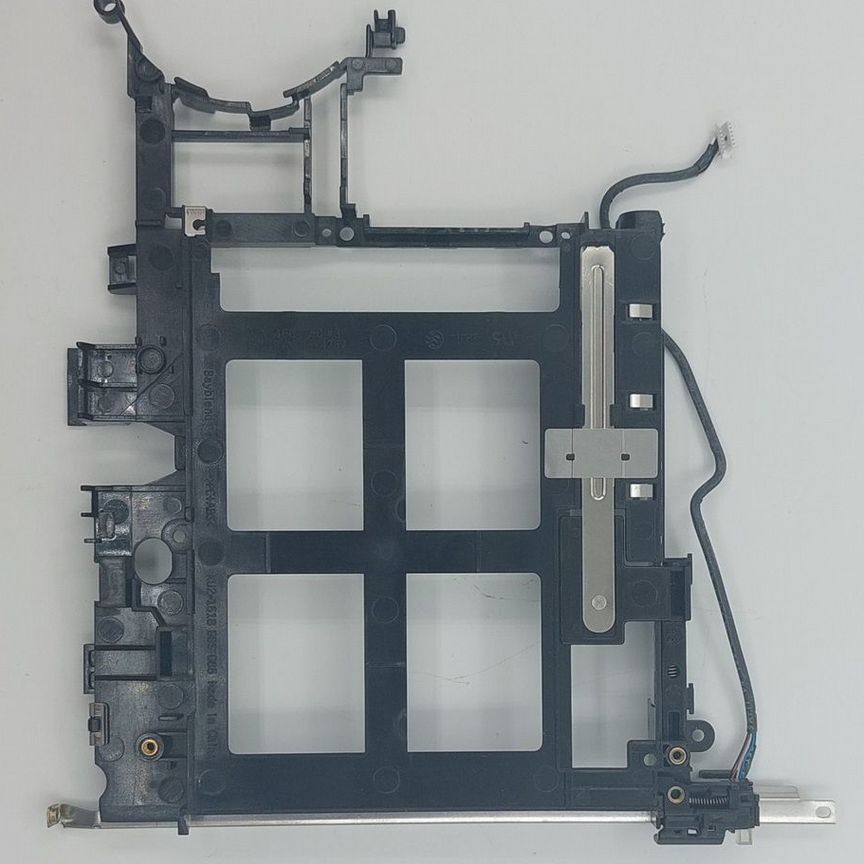 [46L4760] Элемент Корпуса 46l4760, 46l4757, Ibm Thinkpad T30