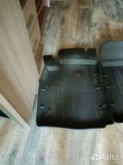 Коврики на Рено меган 2