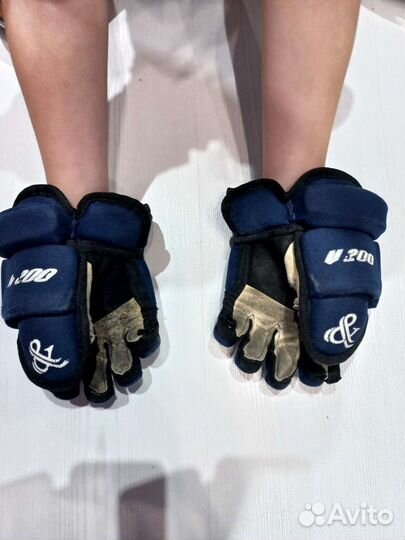 Хоккейная экипировка