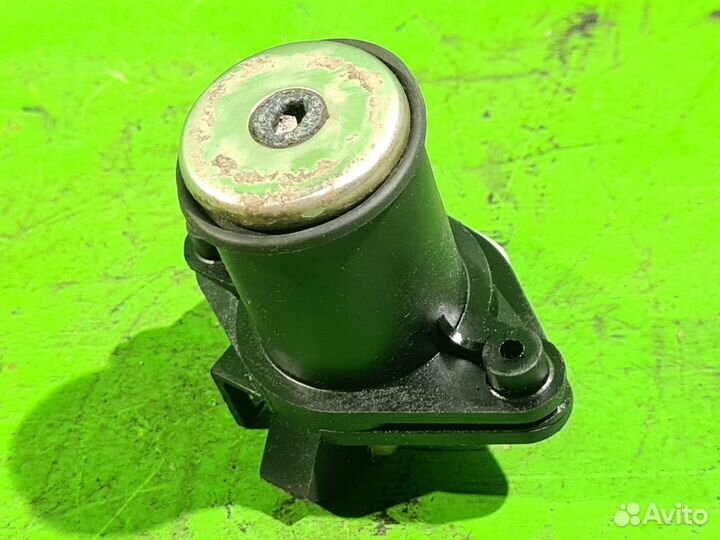 Вставка замка багажника для Ford Fusion 2002-2012