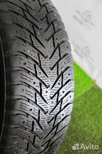 Nokian Tyres Hakkapeliitta 8 235/50 R19 103T