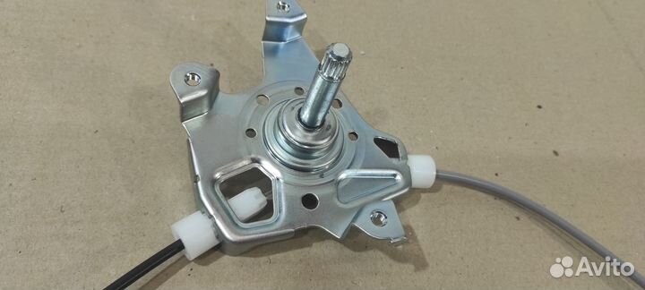 Стеклоподъемник задний правый Nissan Almera G15нов