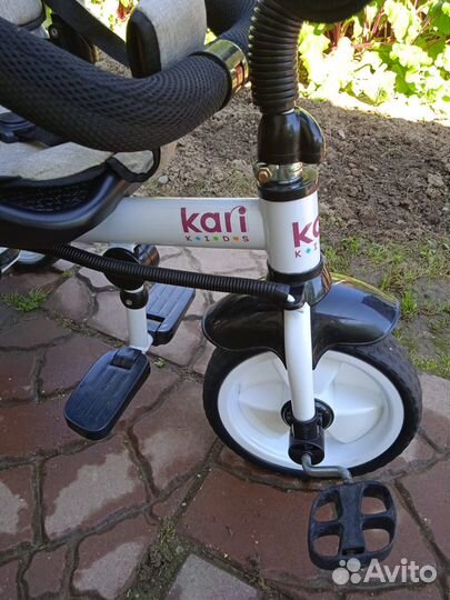 Коляска трехколесная kari