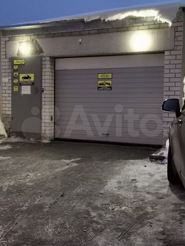 Машиноместо, 18 м²