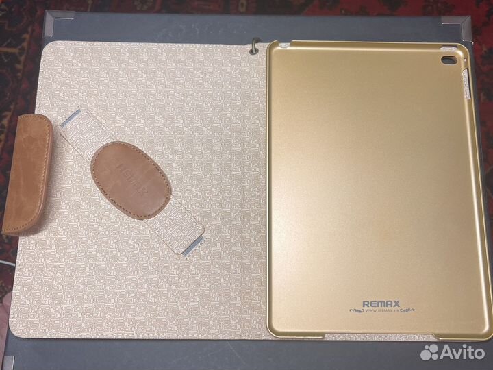 Кажаный чехол на iPad air 2