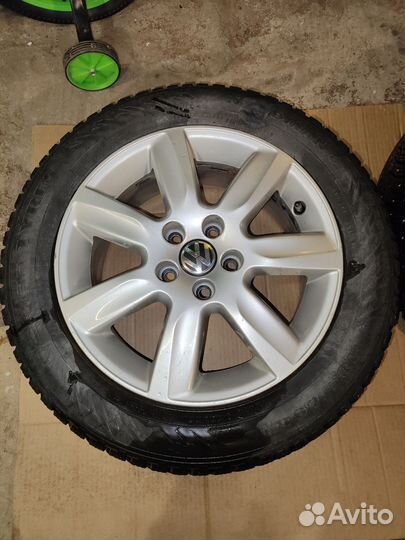Колеса зимние 185 60 R15 на дисках Volkswagen
