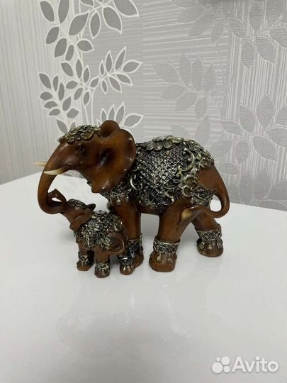 Статуэтки слоники, верблюд