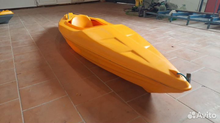 Байдарка открытая двухместная фирмы амв