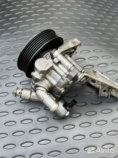 Насос гидроусилителя BMW E90