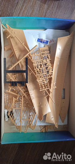 Сборная модель корабля