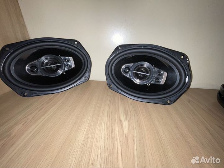 Динамики овалы pioneer,овалы 6,9,1200 watt