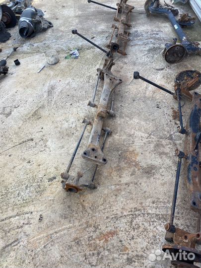 Задняя балка toyota corona st 190