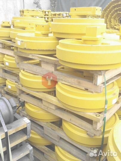 Колесо направляющее Volvo EC140D 14550595