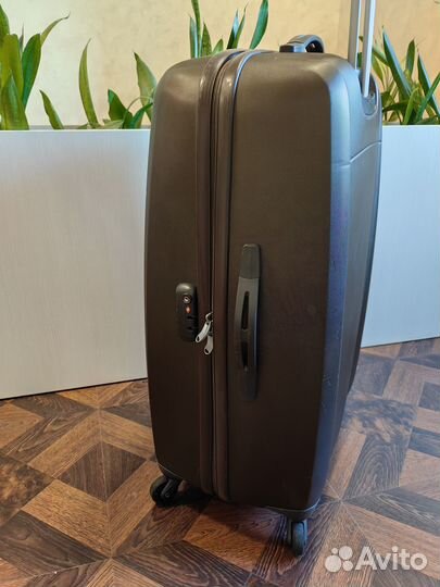 Чемодан на колесах Samsonite Bright Lite 2.0, L