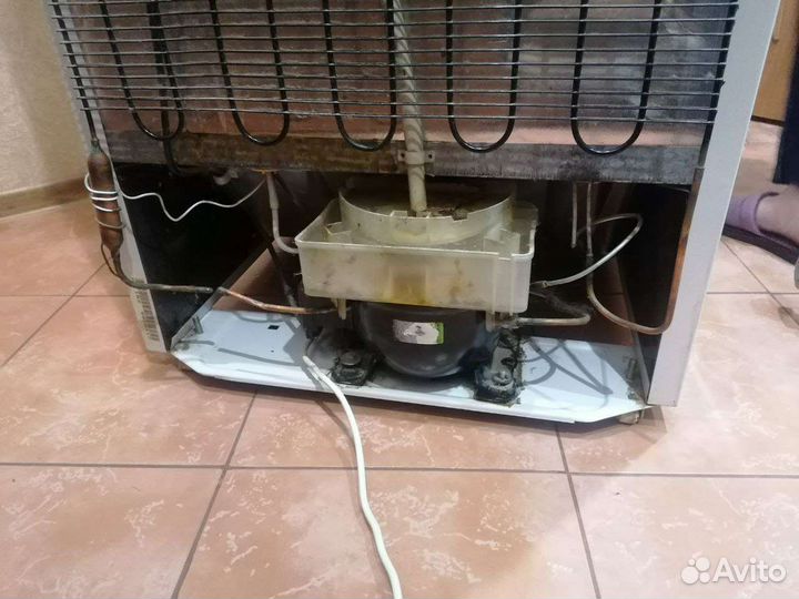 Ремонт холодильников Ремонт стиральных машин