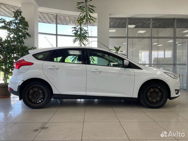 Ford Focus 1.6 МТ, 2015, 121 279 км